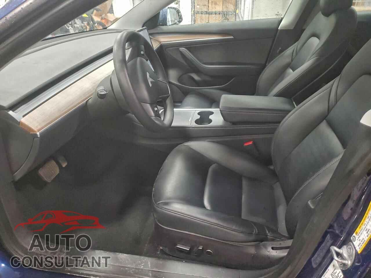 TESLA MODEL 3 2022 - 5YJ3E1EA8NF315675
