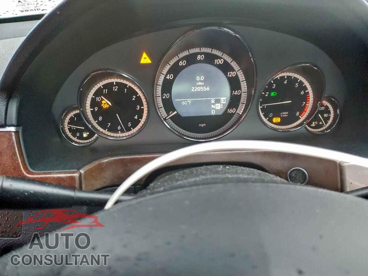 MERCEDES-BENZ E-CLASS 2011 - WDDHF5GB4BA472260