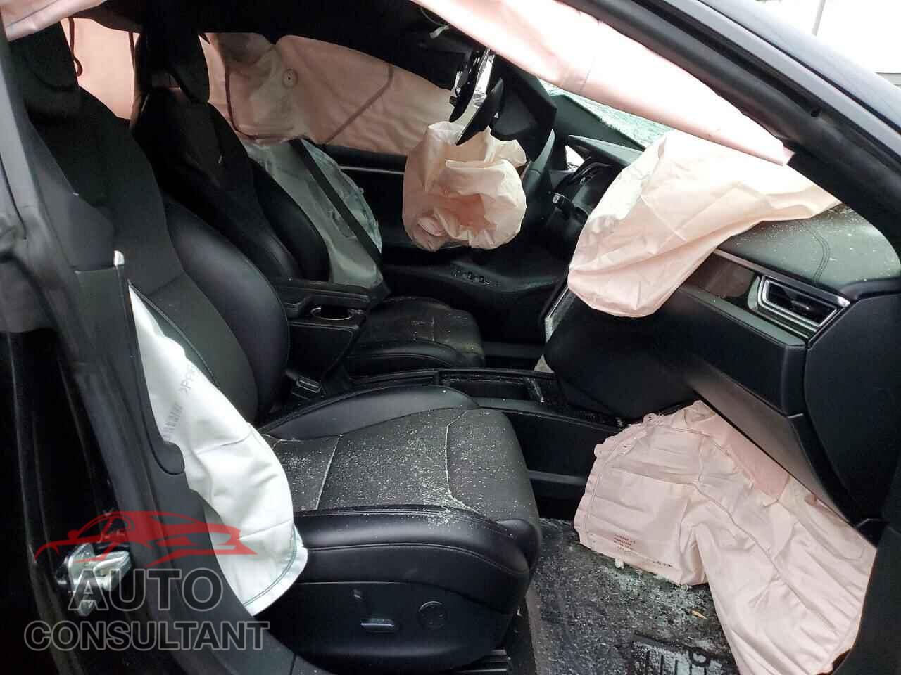 TESLA MODEL S 2017 - 5YJSA1E4XHF206771