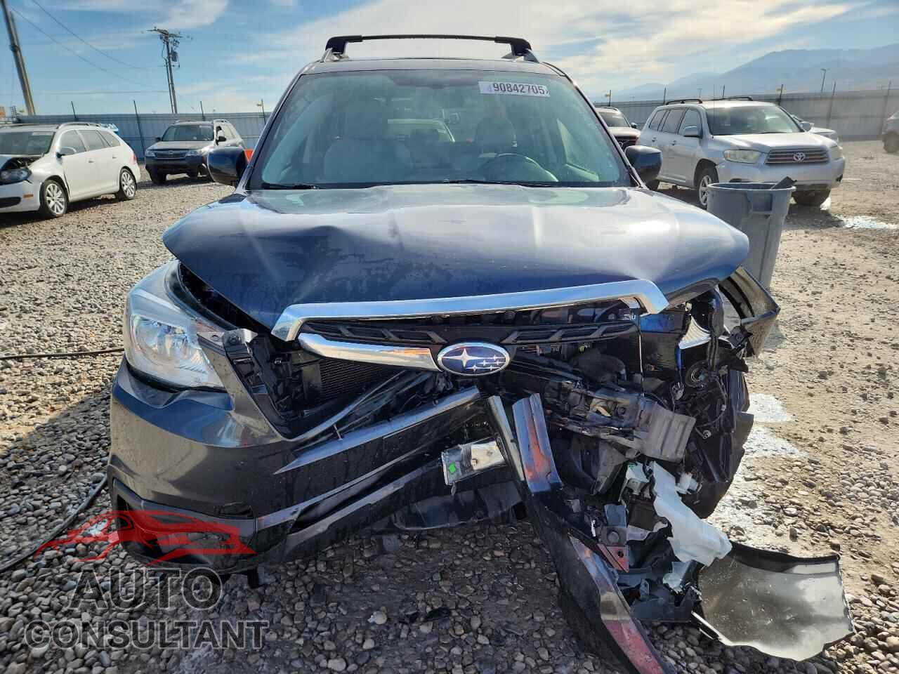 SUBARU FORESTER 2017 - JF2SJAEC6HH509376