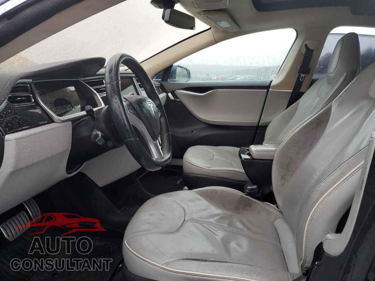 TESLA MODEL S 2013 - 5YJSA1DP7DFP07140