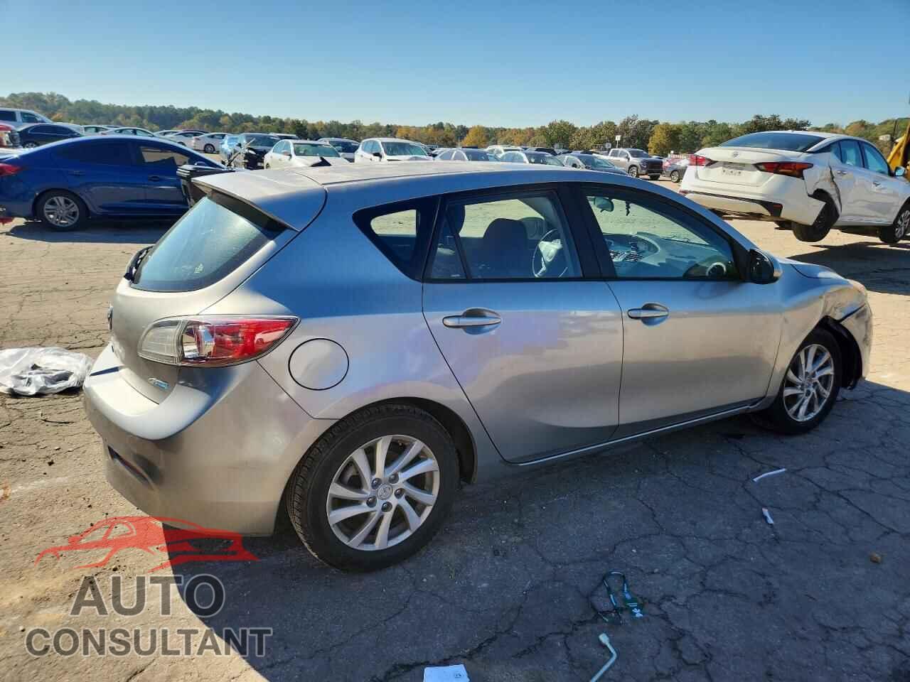 MAZDA 3 2012 - JM1BL1L85C1583090