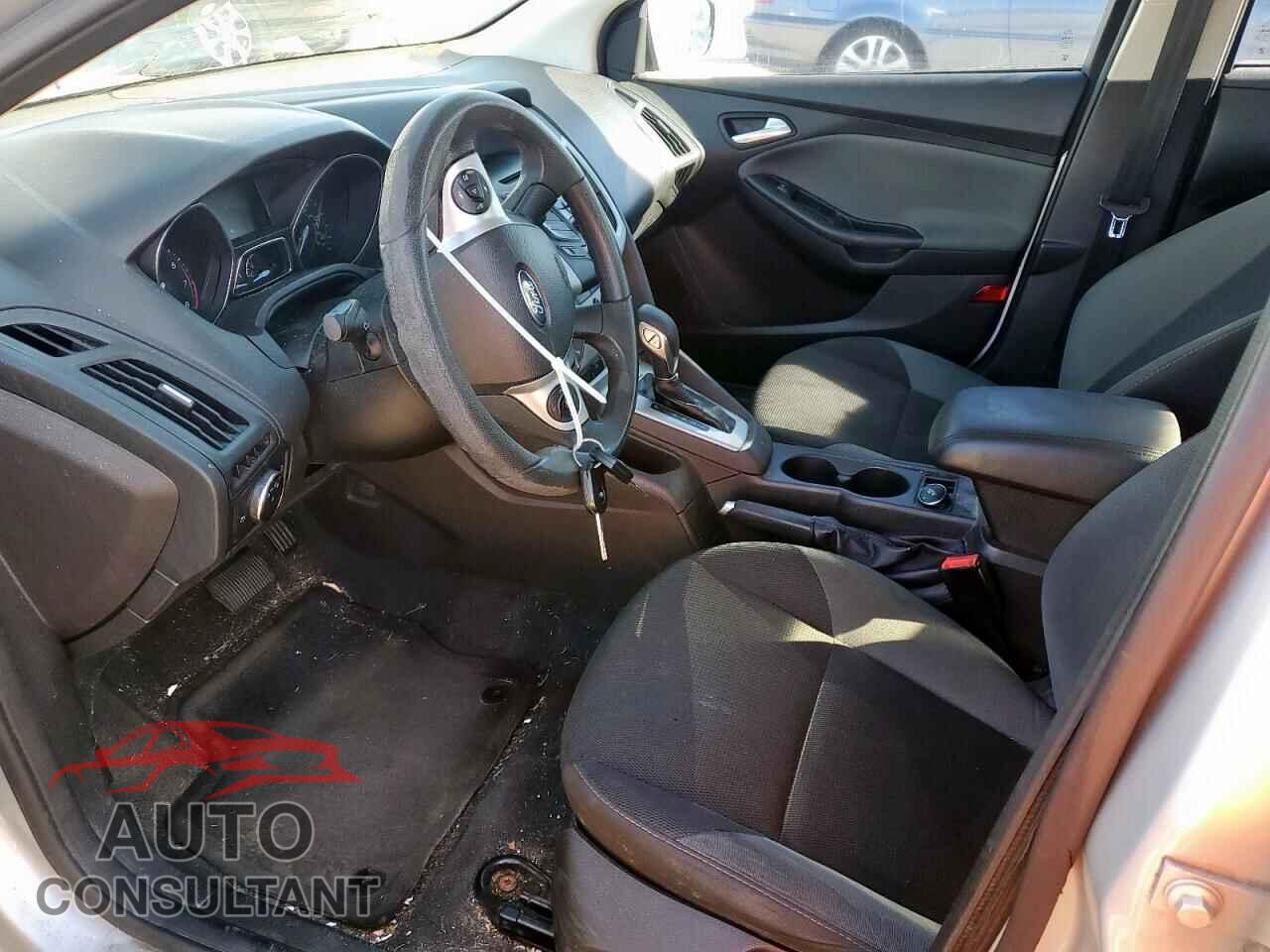 FORD FOCUS 2014 - 1FADP3F23EL117381