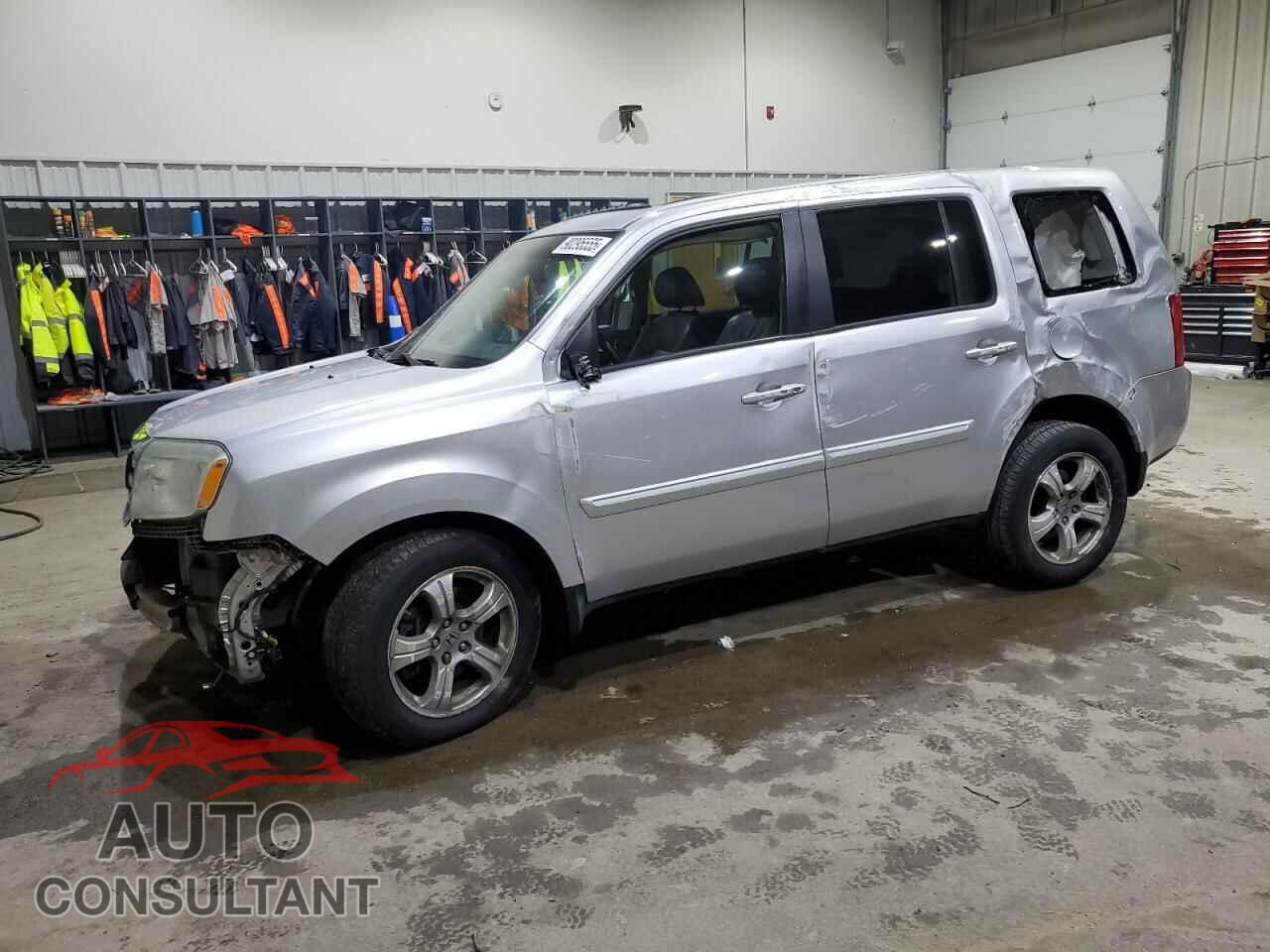 HONDA PILOT 2013 - 5FNYF4H58DB029567
