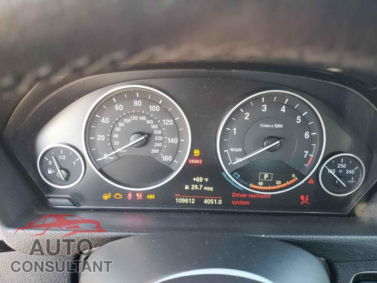 BMW 3 SERIES 2016 - WBA8E3G50GNT76733
