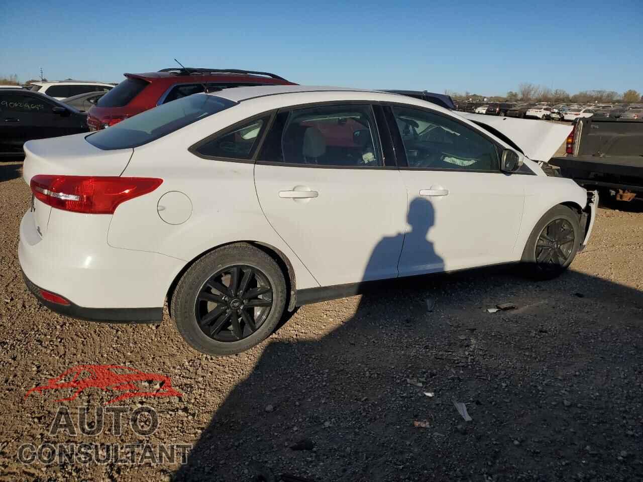 FORD FOCUS 2016 - 1FADP3F2XGL365873