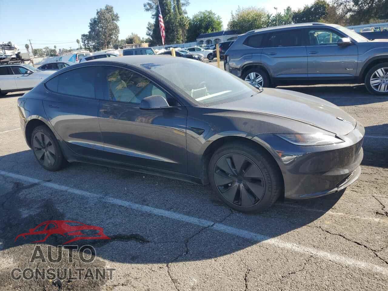 TESLA MODEL 3 2025 - 5YJ3E1EAXSF971338
