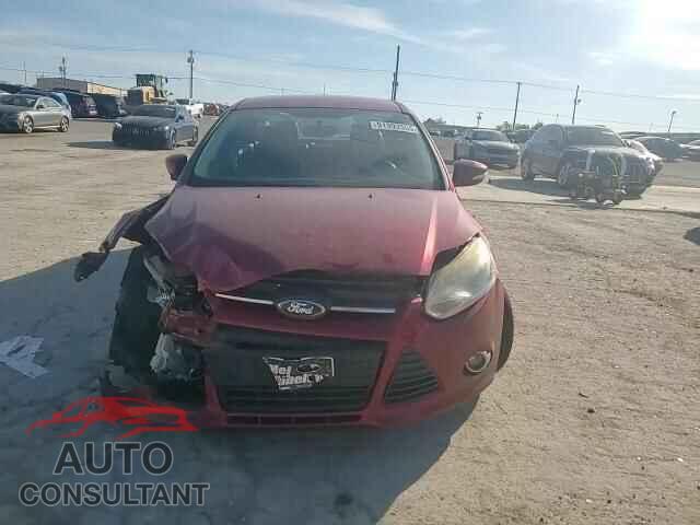 FORD FOCUS 2014 - 1FADP3F21EL218743