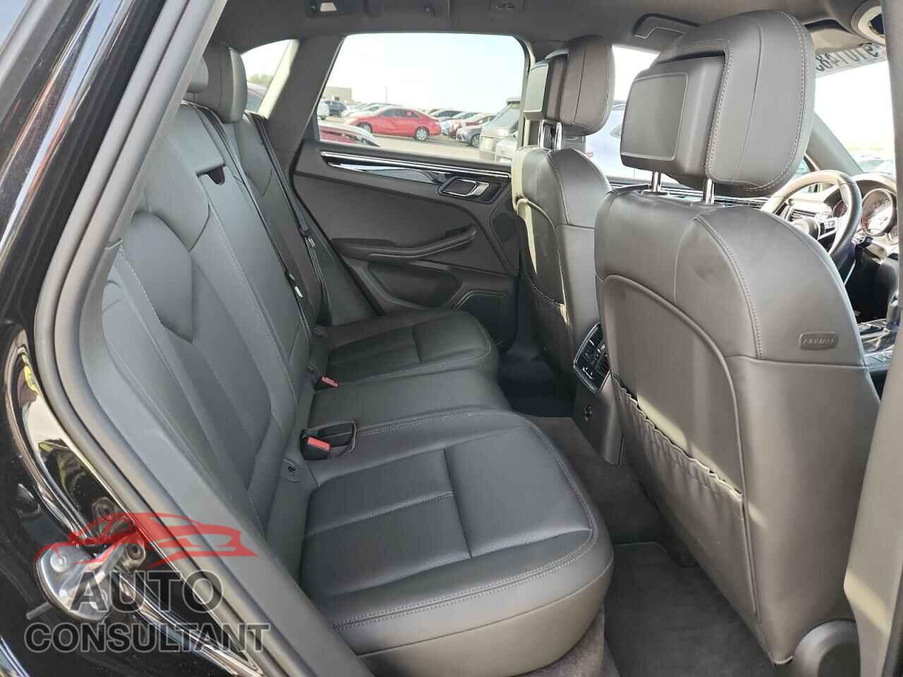 PORSCHE MACAN 2016 - WP1AB2A57GLB45483