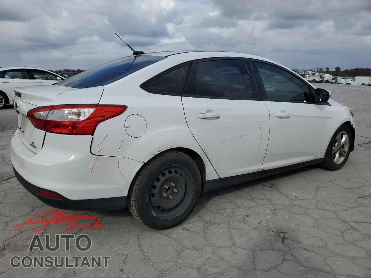 FORD FOCUS 2014 - 1FADP3F27EL194870