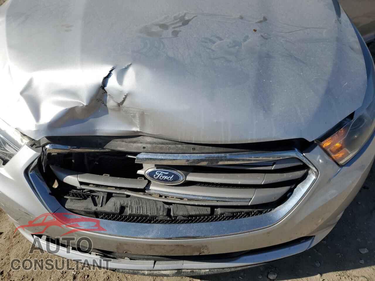 FORD TAURUS 2015 - 1FAHP2E80FG174942