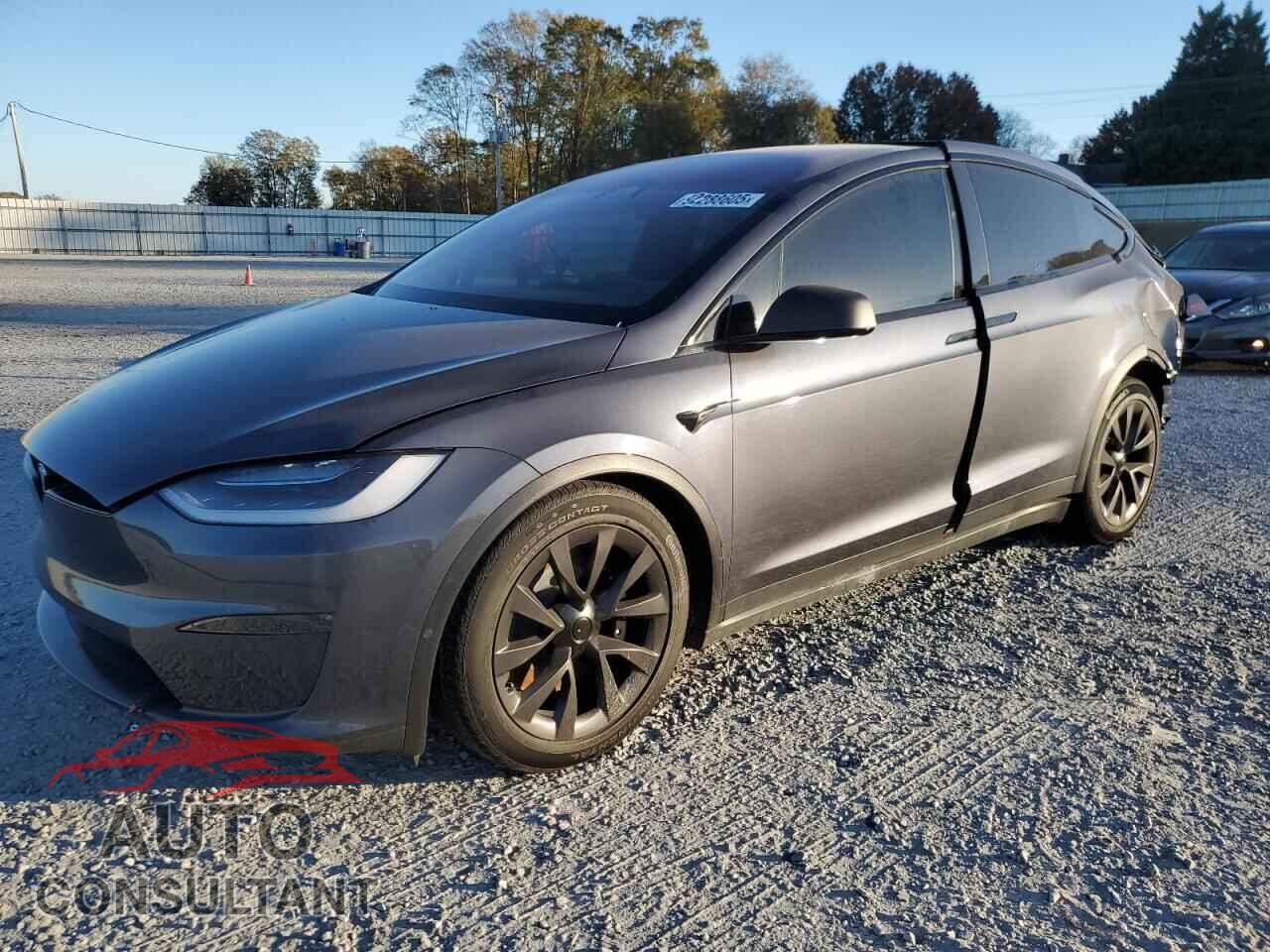 TESLA MODEL X 2023 - 7SAXCBE6XPF373060