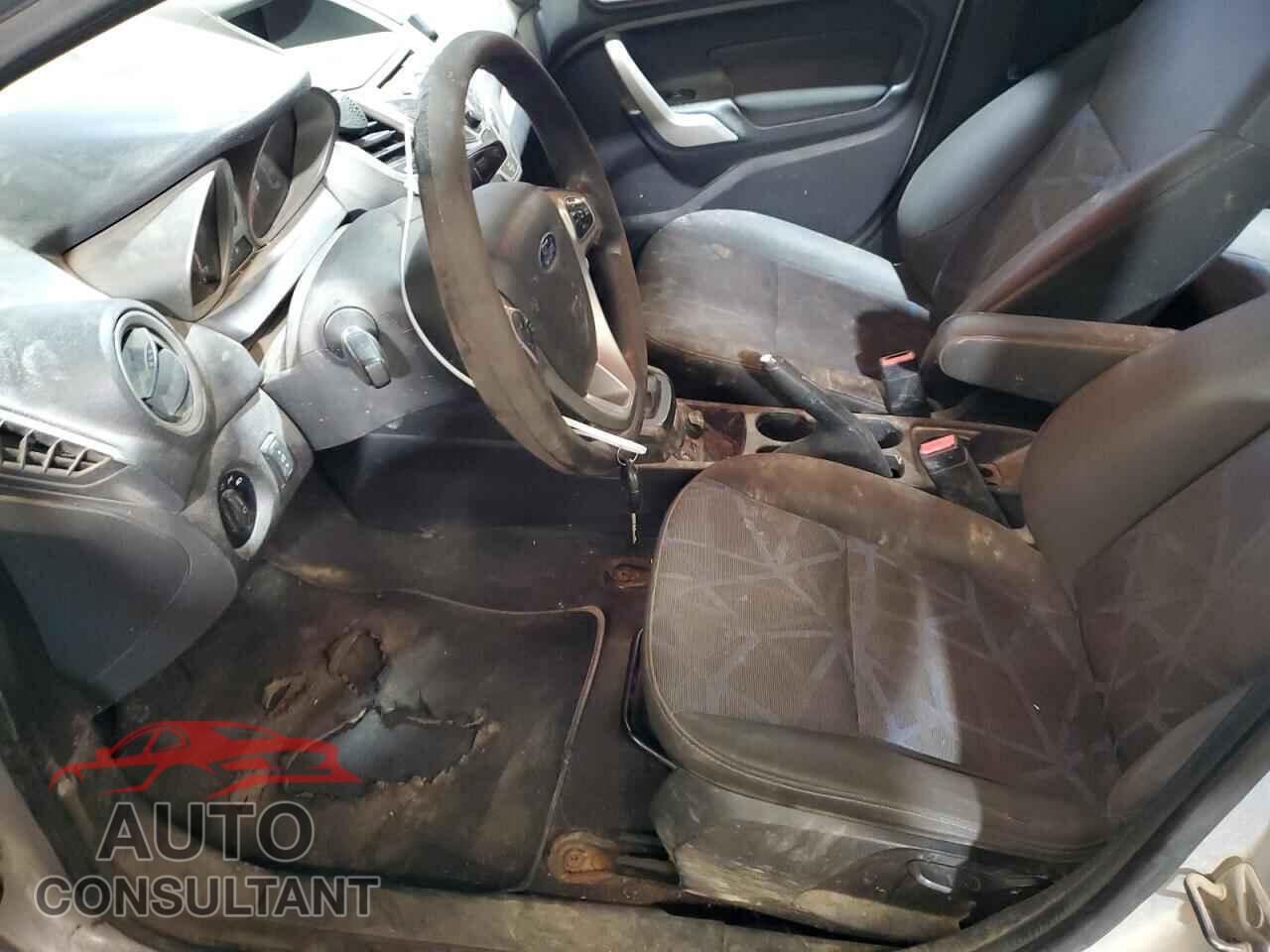 FORD FIESTA 2013 - 3FADP4BJ9DM184423