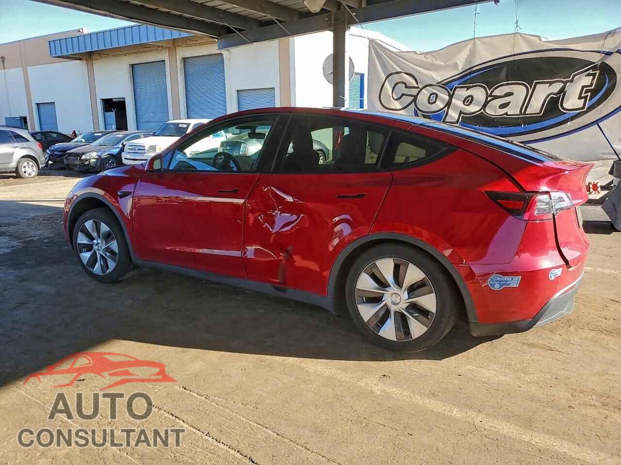 TESLA MODEL Y 2021 - 5YJYGDEE6MF094323