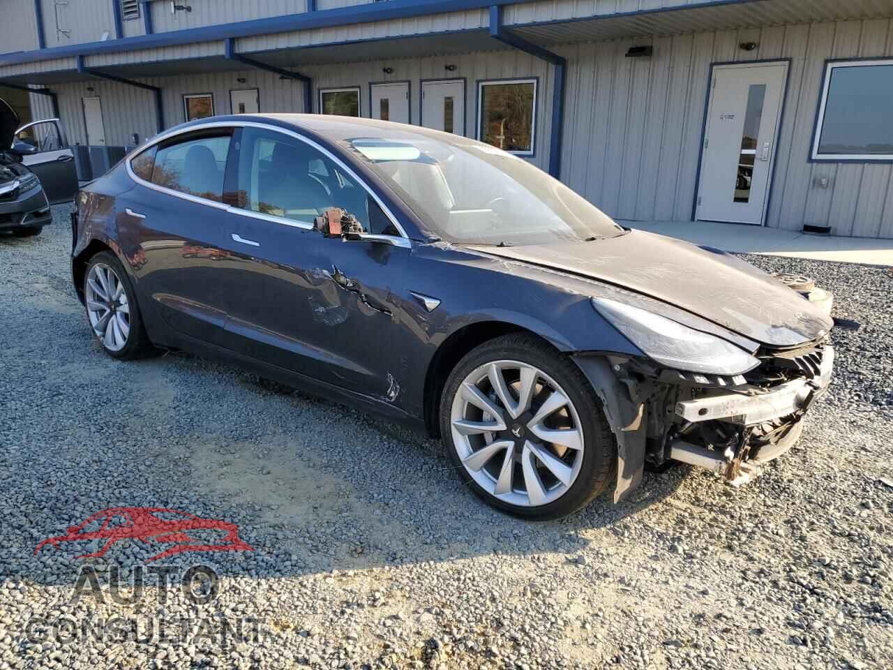 TESLA MODEL 3 2018 - 5YJ3E1EA4JF163002