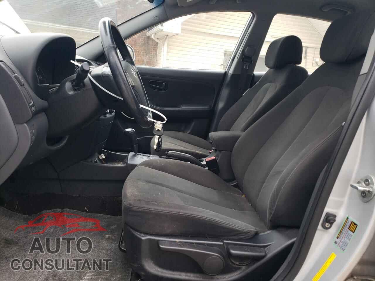 HYUNDAI ELANTRA 2009 - KMHDU46D09U785614