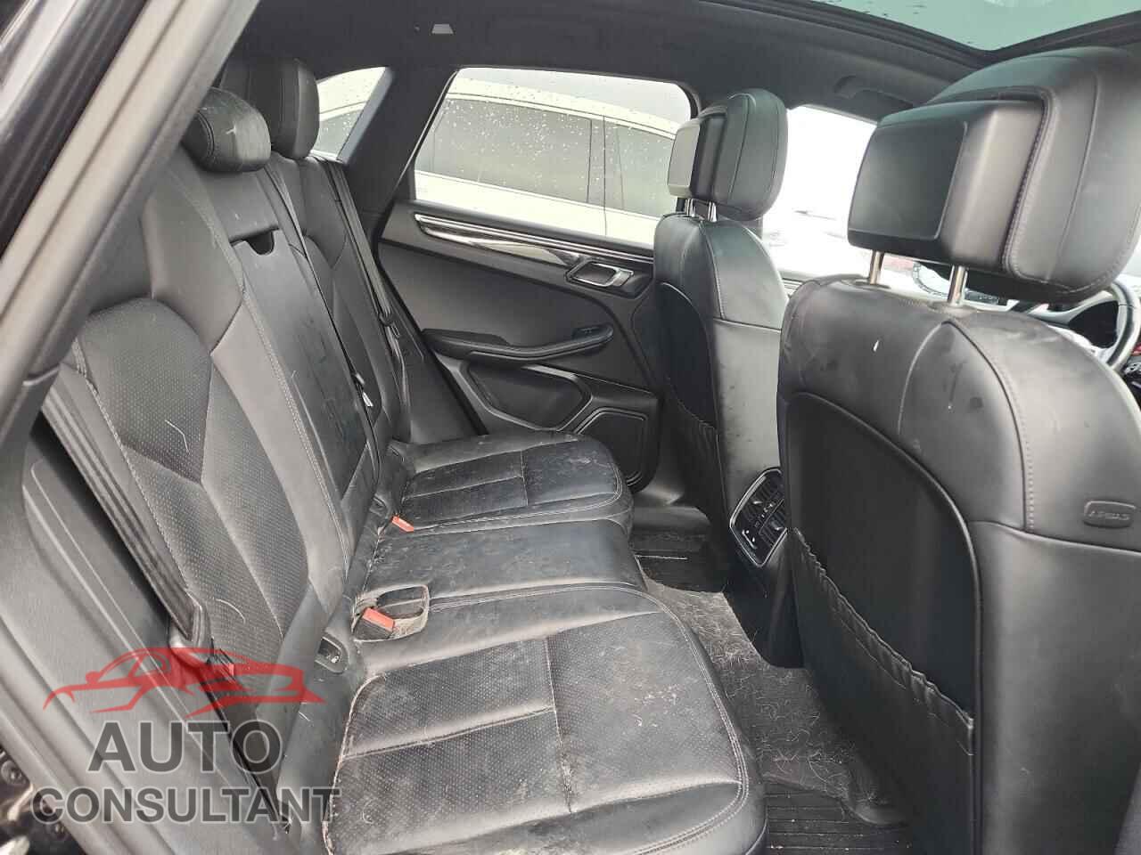 PORSCHE MACAN 2016 - WP1AB2A53GLB49000