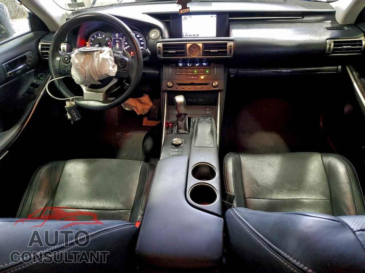 LEXUS IS 2015 - JTHCF1D22F5022430