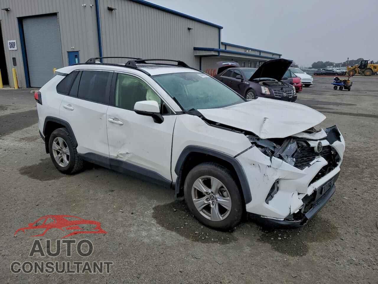 TOYOTA RAV4 2020 - JTMP1RFV8LD060348