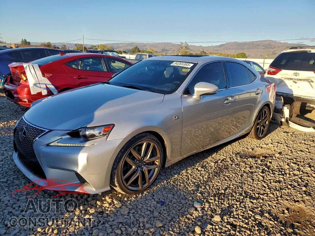 LEXUS IS 2014 - JTHBE1D22E5002840