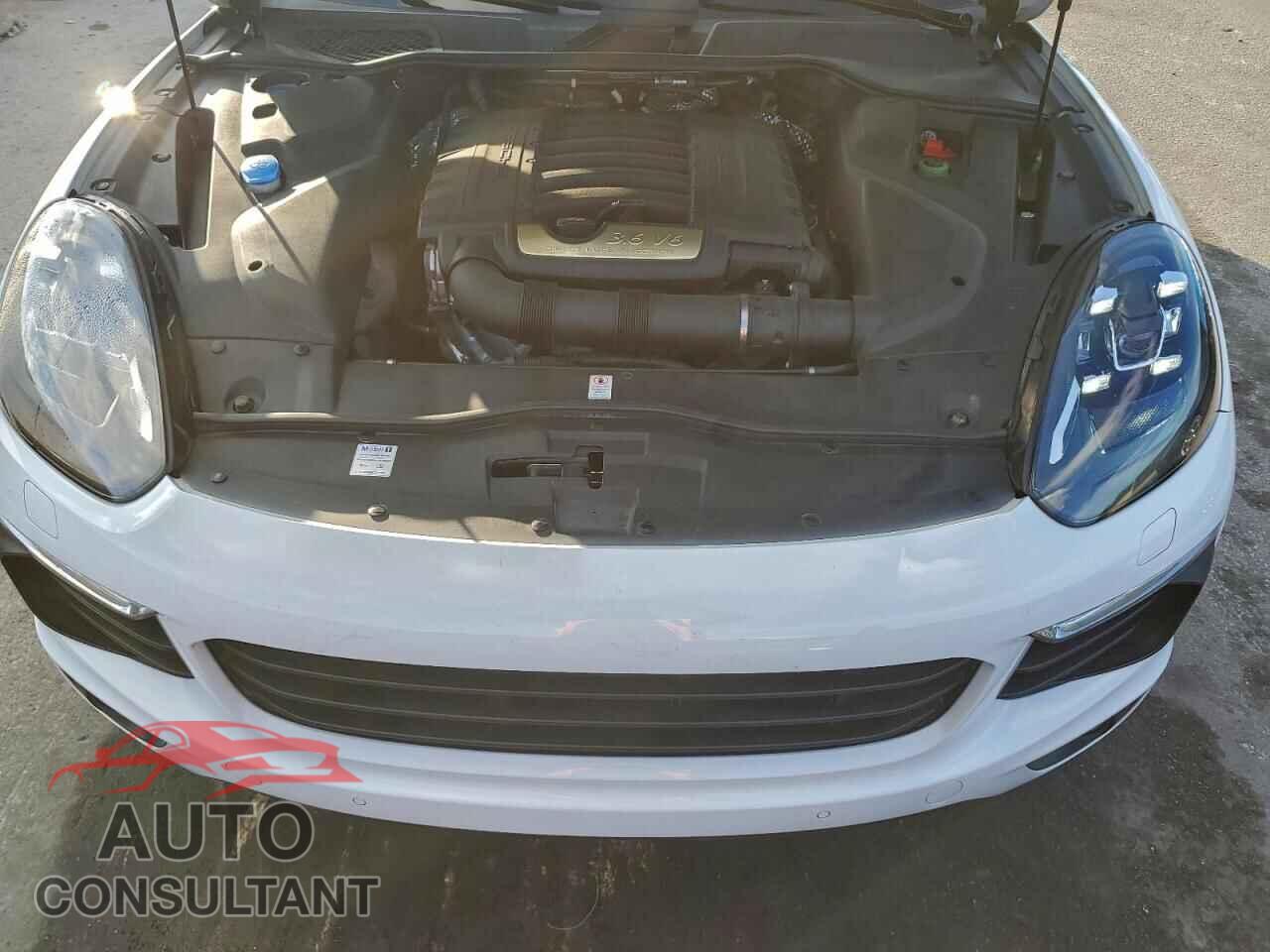 PORSCHE CAYENNE 2017 - WP1AA2A28HKA86119