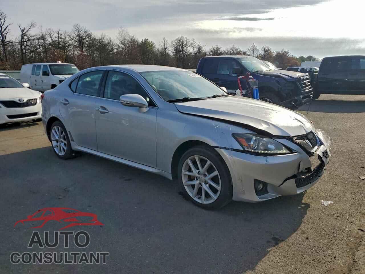 LEXUS IS 2011 - JTHCF5C2XB2034913