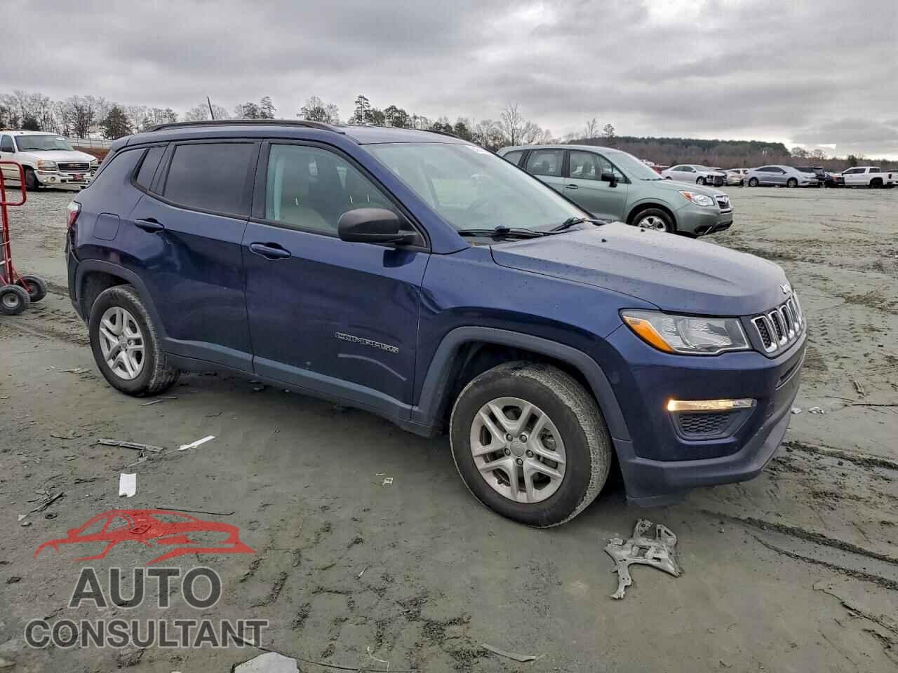 JEEP COMPASS 2018 - 3C4NJCAB8JT339422