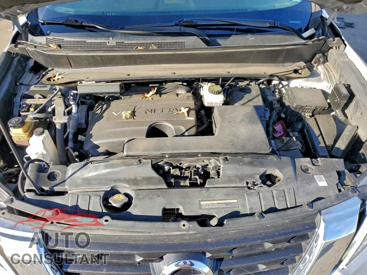 NISSAN PATHFINDER 2017 - 5N1DR2MMXHC604614