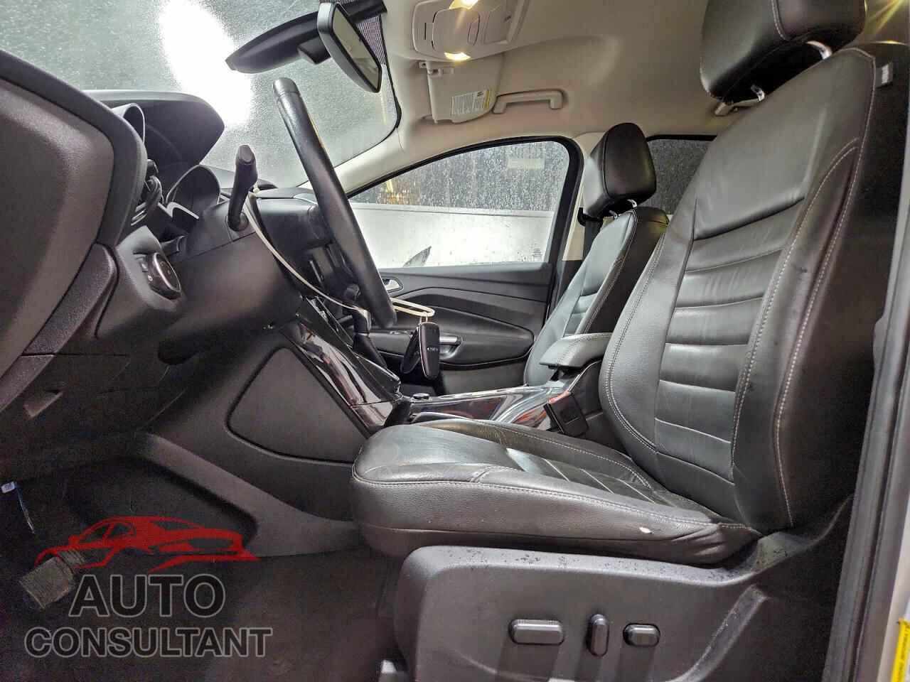 FORD ESCAPE 2016 - 1FMCU9JX6GUA89508