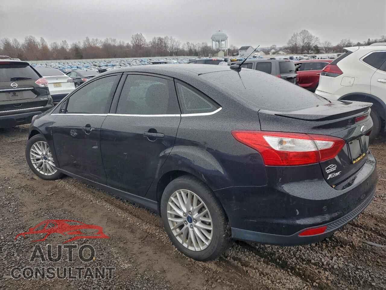 FORD FOCUS 2013 - 1FADP3J20DL103346