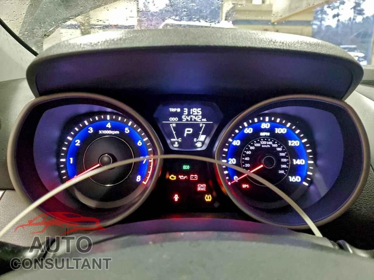 HYUNDAI ELANTRA 2013 - KMHDH4AE2DU575044
