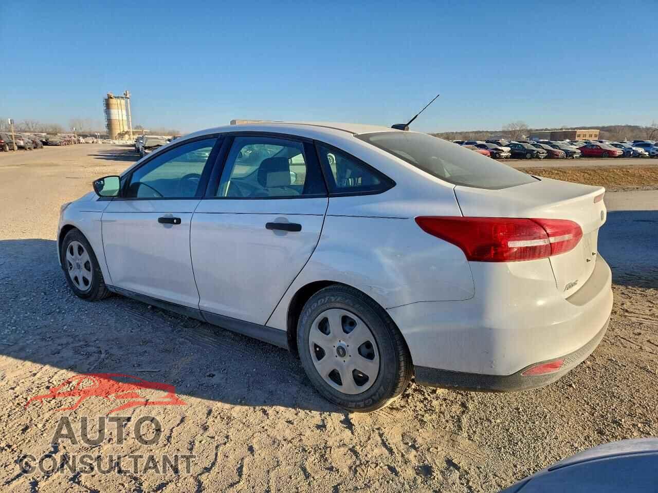 FORD FOCUS 2016 - 1FADP3E24GL264555