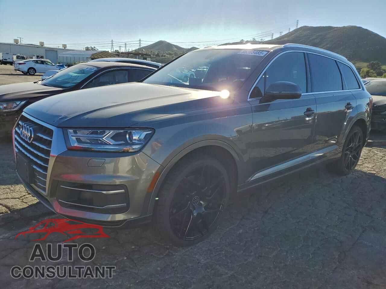 AUDI Q7 2017 - WA1LABF75HD004974
