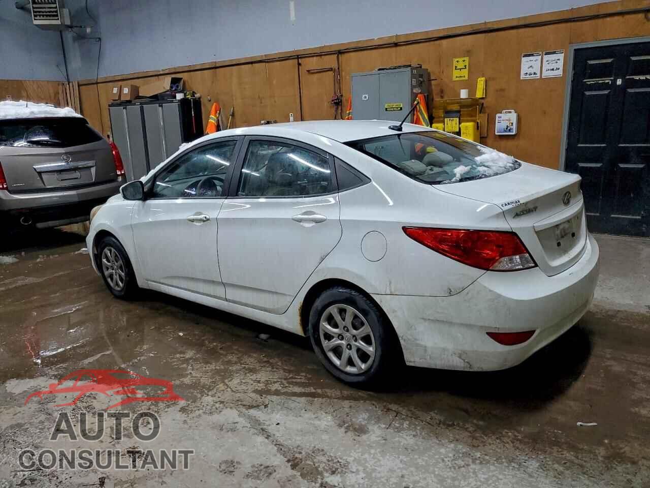 HYUNDAI ACCENT 2013 - KMHCT4AE4DU452937