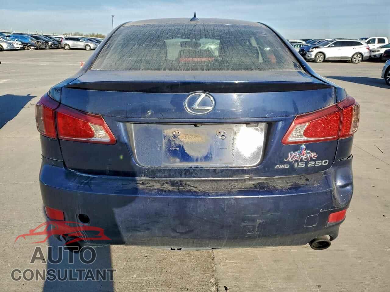 LEXUS IS 2011 - JTHCF5C21B5047239