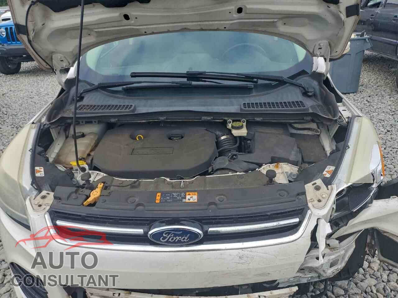 FORD ESCAPE 2013 - 1FMCU0J99DUB28830