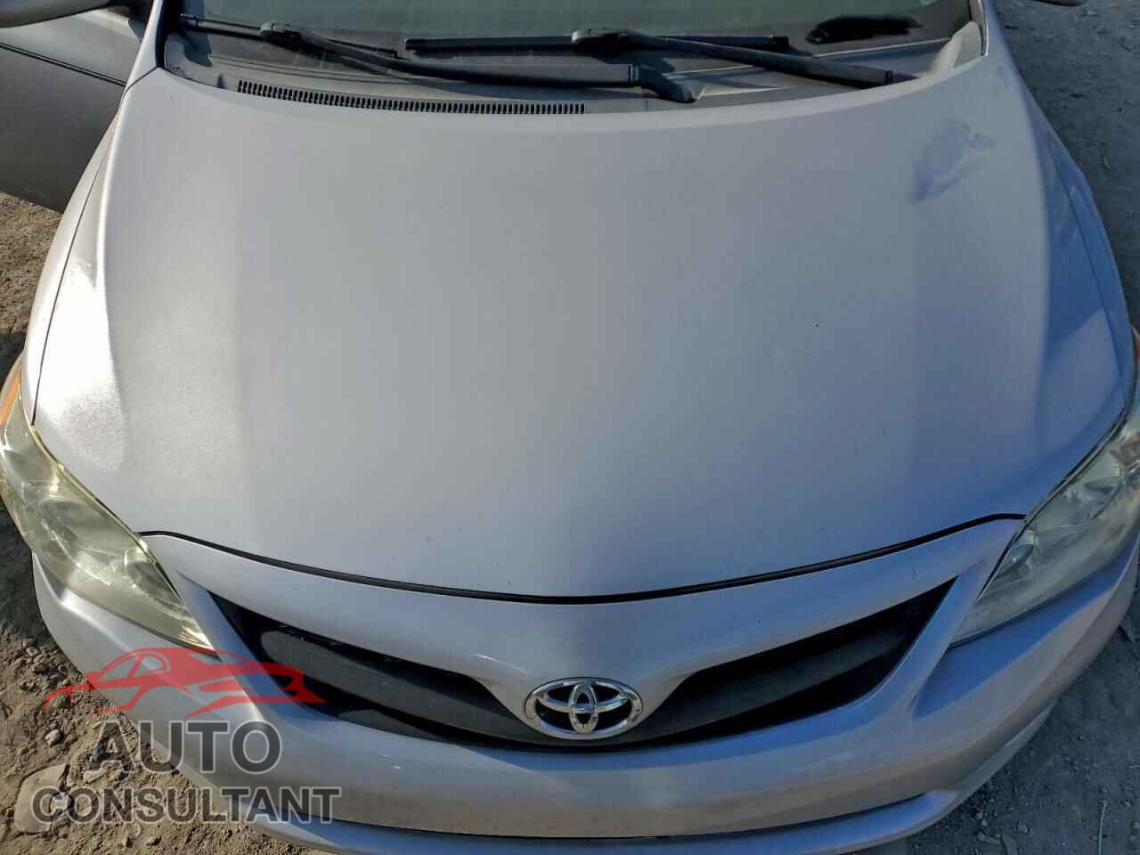 TOYOTA COROLLA 2013 - 2T1BU4EE3DC976942