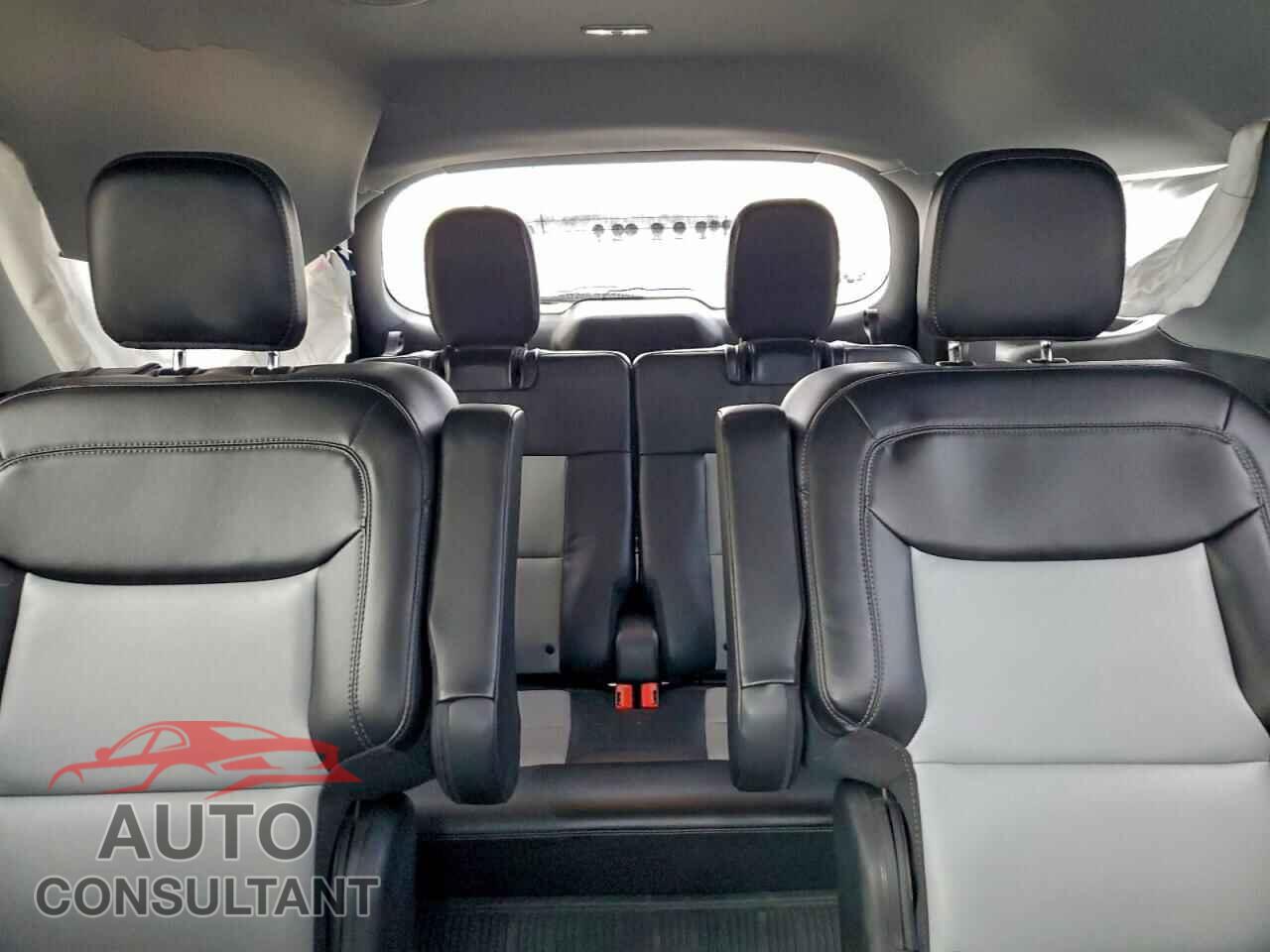 FORD EXPLORER 2023 - 1FMSK7DH0PGB43894