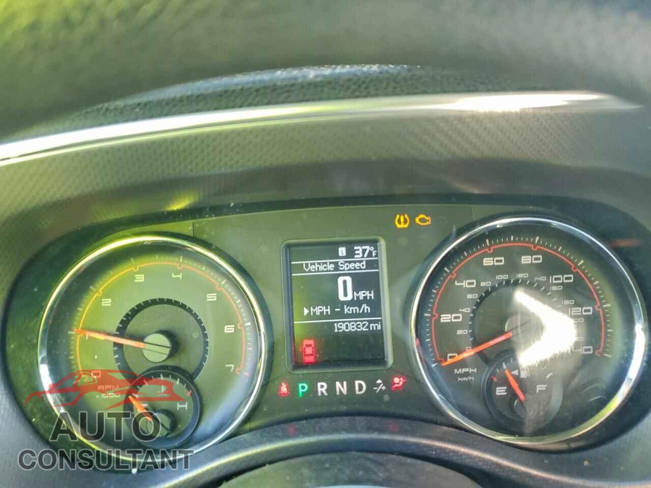 DODGE CHARGER 2011 - 2B3CL3CG9BH612650