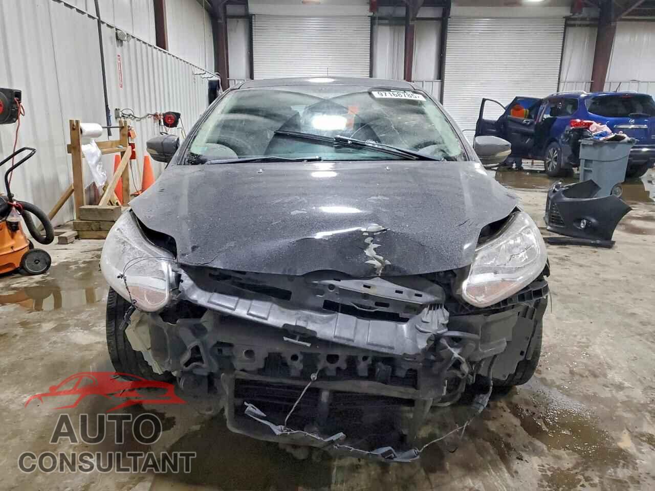 FORD FOCUS 2013 - 1FADP3N27DL242836