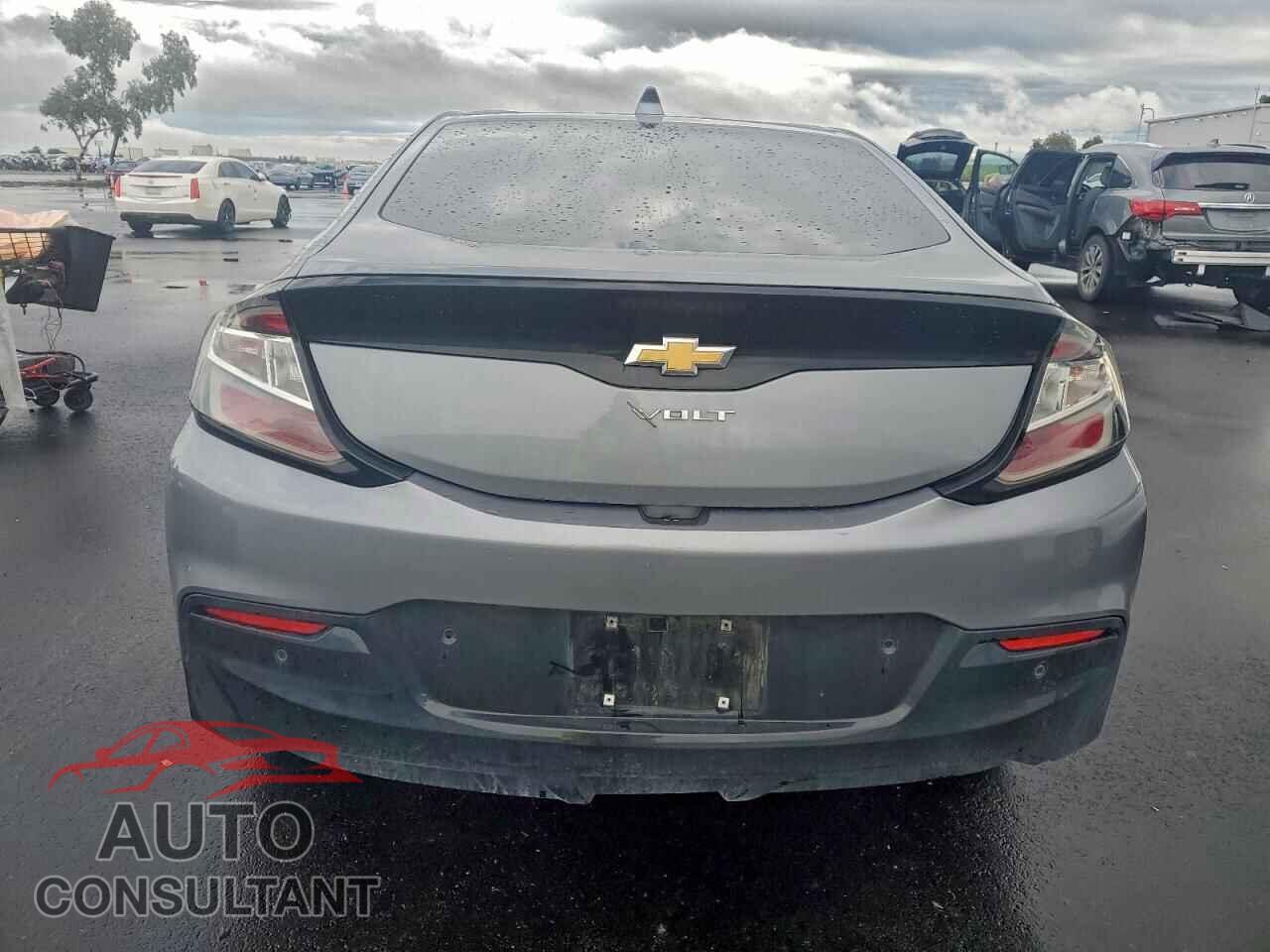 CHEVROLET VOLT 2018 - 1G1RD6S59JU148108