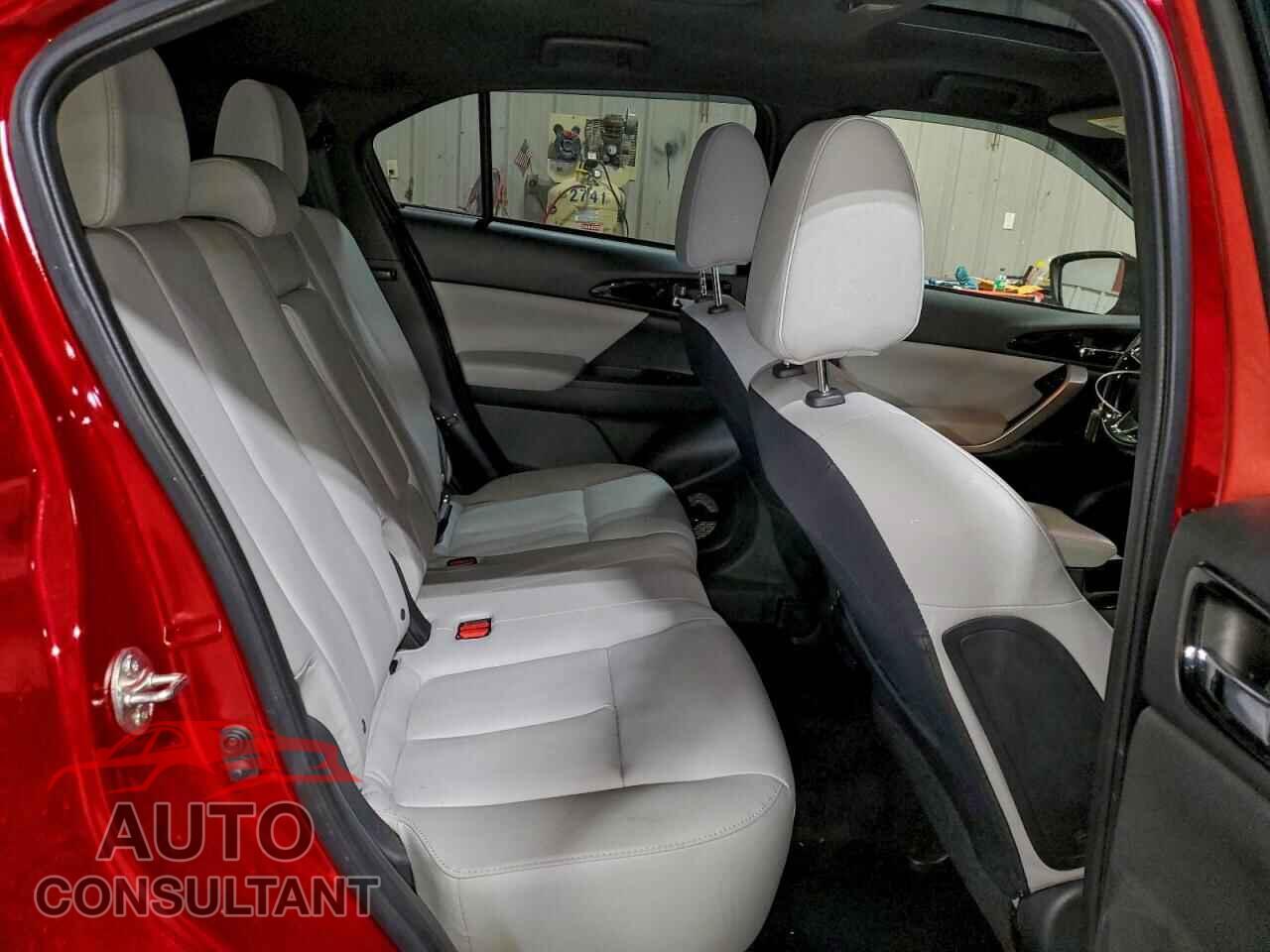 MITSUBISHI ECLIPSE 2023 - JA4ATWAA5PZ037499