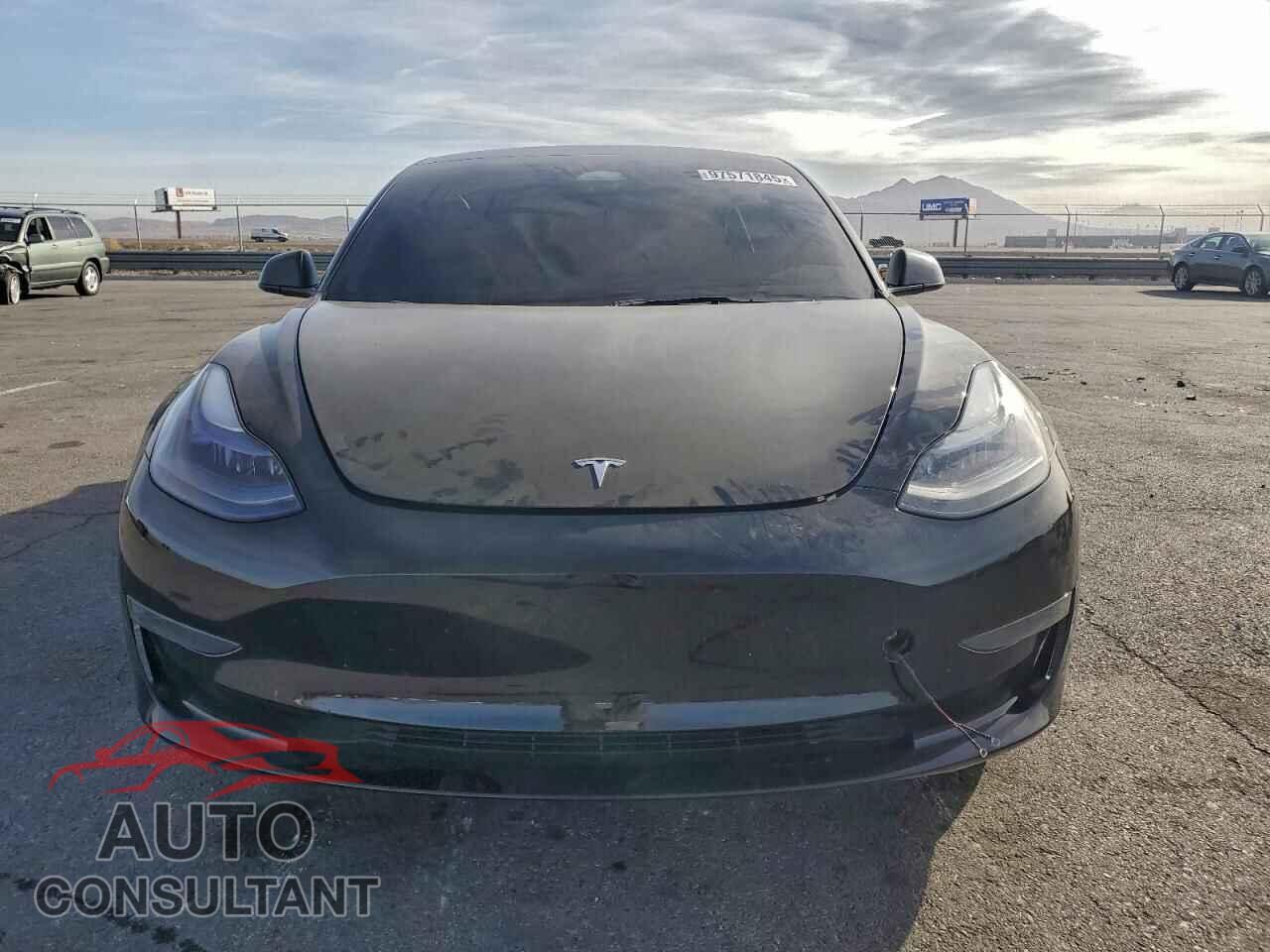 TESLA MODEL 3 2023 - 5YJ3E1EA1PF696563