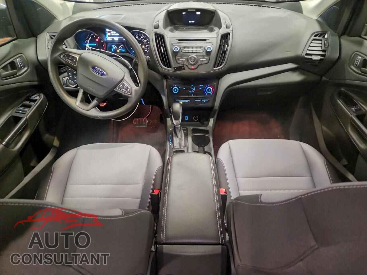 FORD ESCAPE 2017 - 1FMCU0F73HUB78779