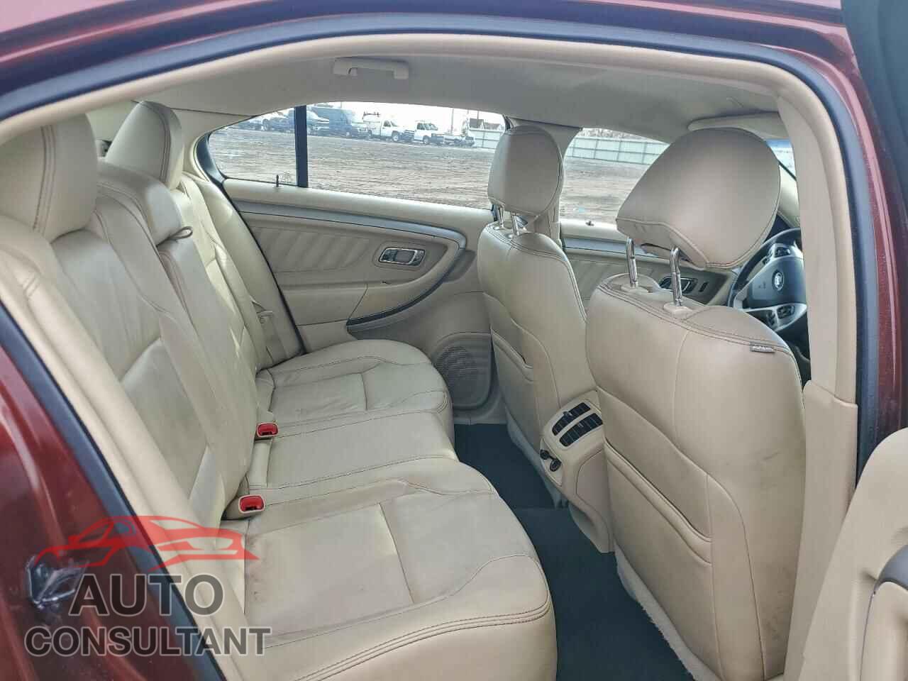 FORD TAURUS 2015 - 1FAHP2E80FG194933