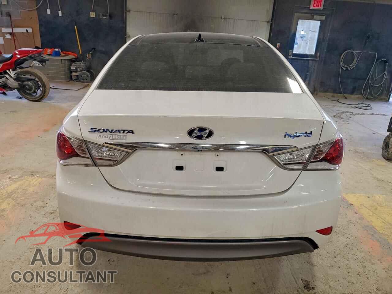 HYUNDAI SONATA 2012 - KMHEC4A44CA036189