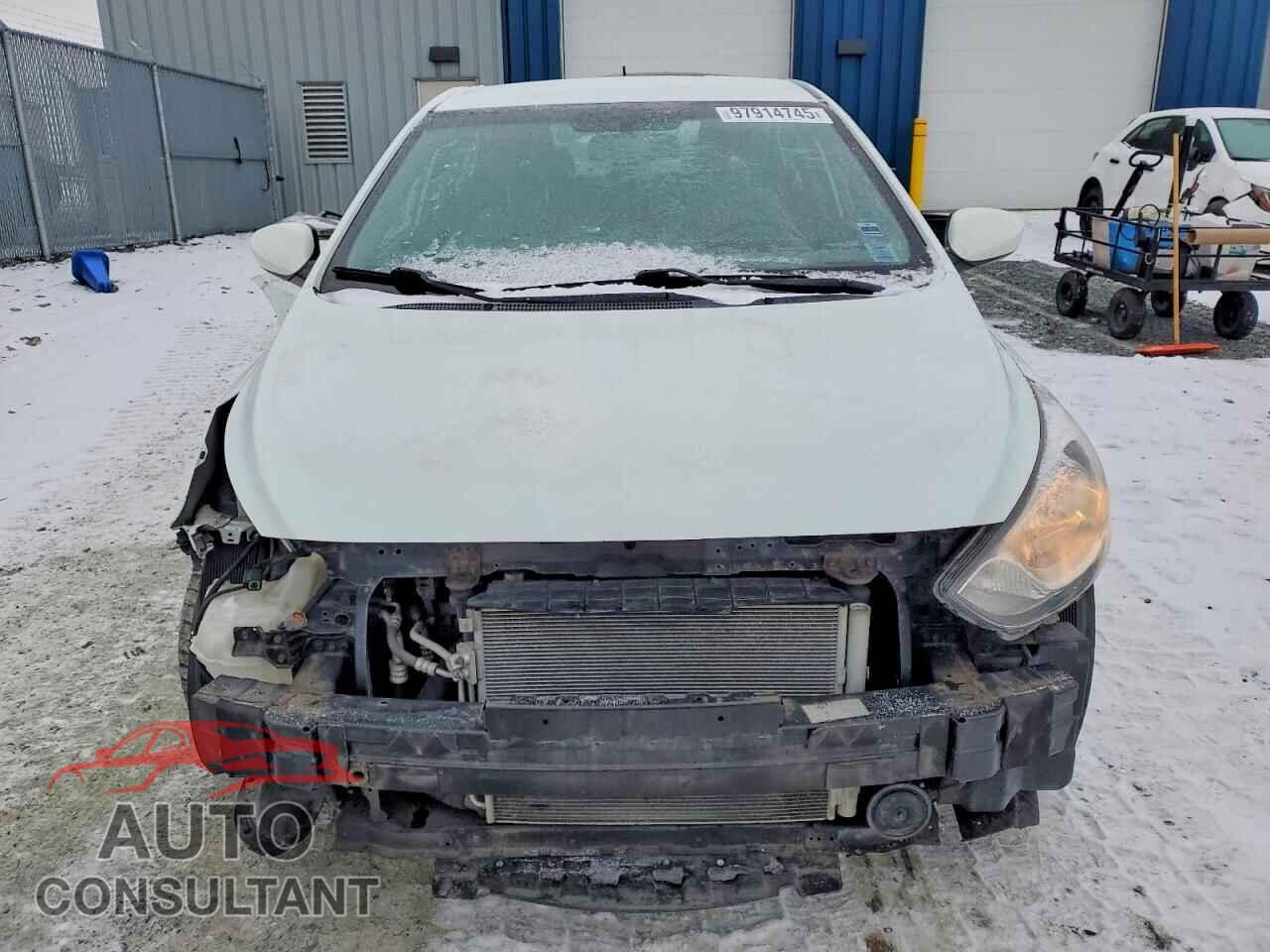HYUNDAI ACCENT 2012 - KMHCT4AEXCU220177