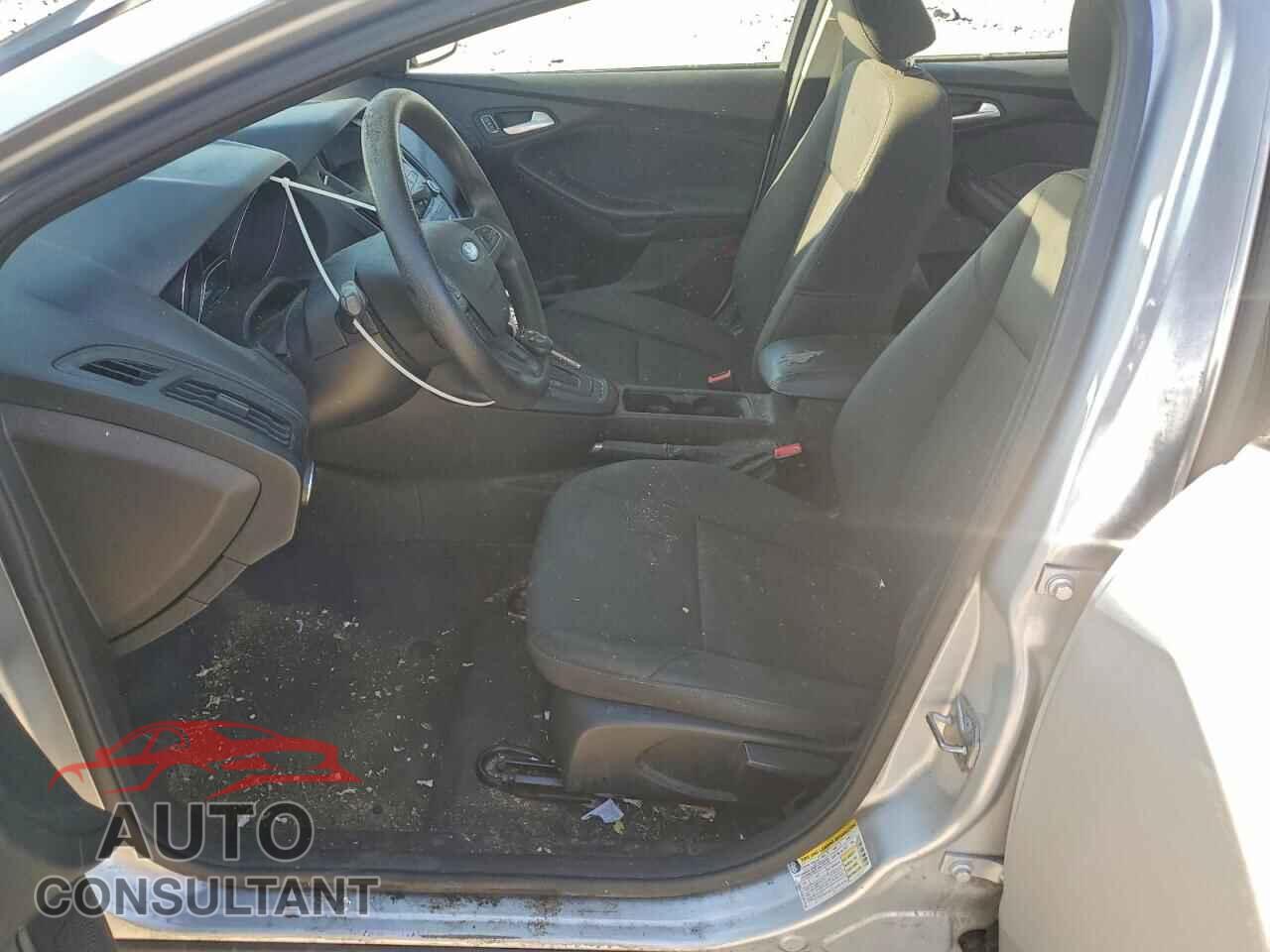 FORD FOCUS 2016 - 1FADP3F27GL339151