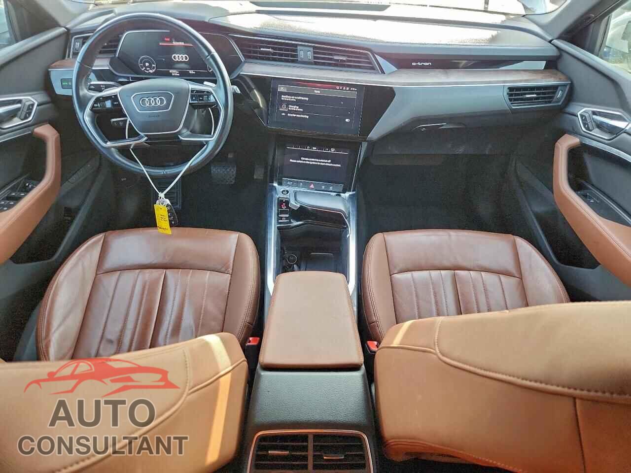 AUDI E-TRON 2021 - WA1AAAGEXMB021399