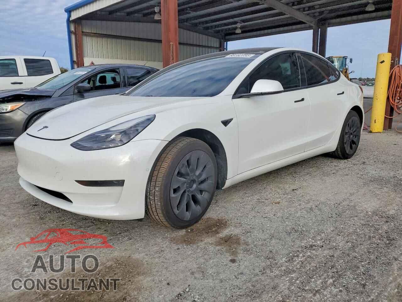 TESLA MODEL 3 2021 - 5YJ3E1EA2MF064294